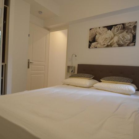 Appartement 4 personnes grande terrasse dans le Carré d Or à Niza Exterior foto